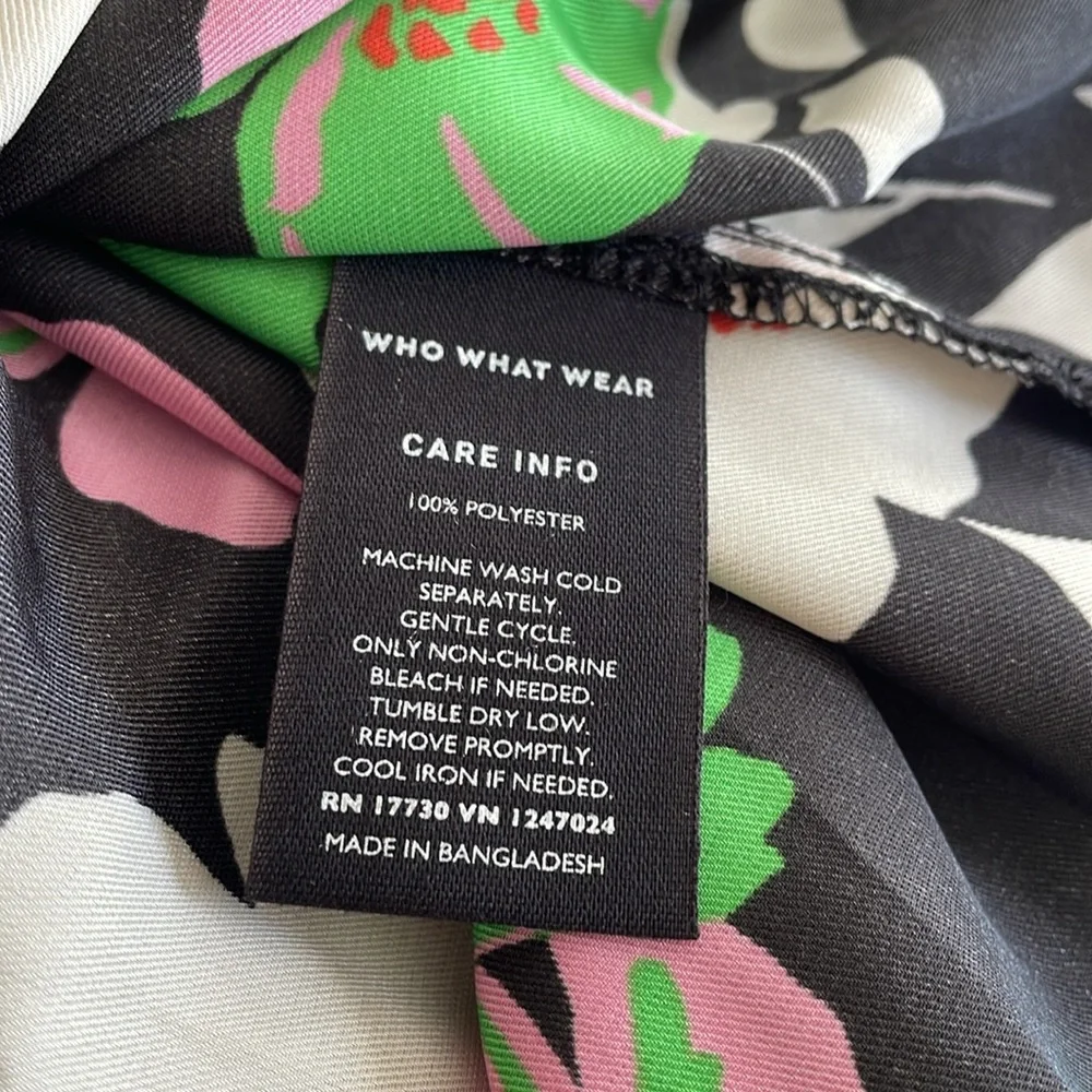 Who What Wear NWT Floral Wrap Blouse - Picture 9 of 9